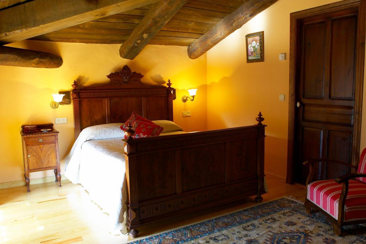 Hotel La Val Jarque de la Val Pokoj fotografie